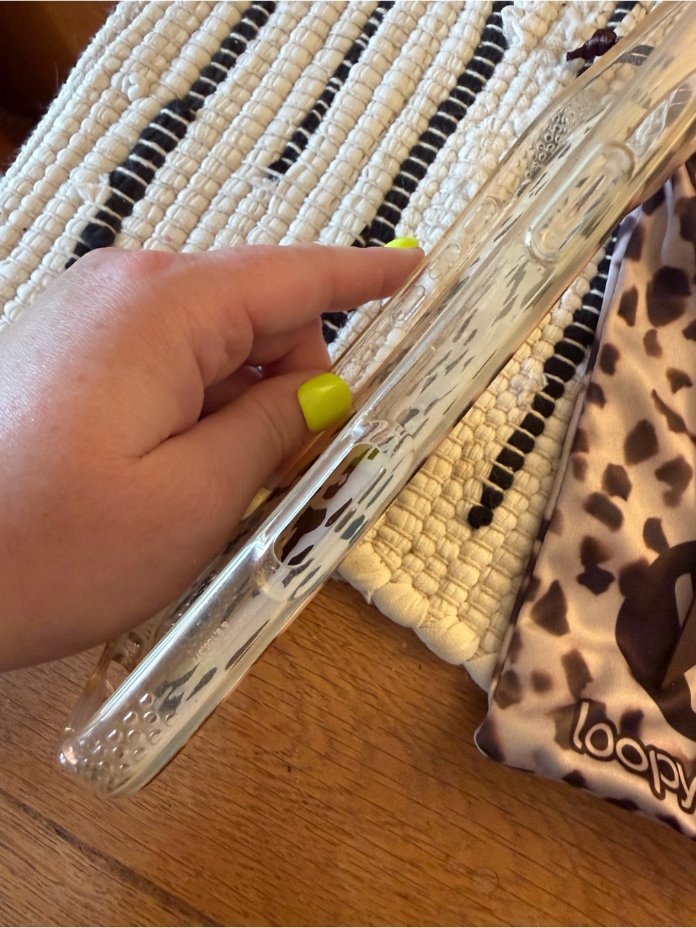 Loopy Case - Picture 3 of 3